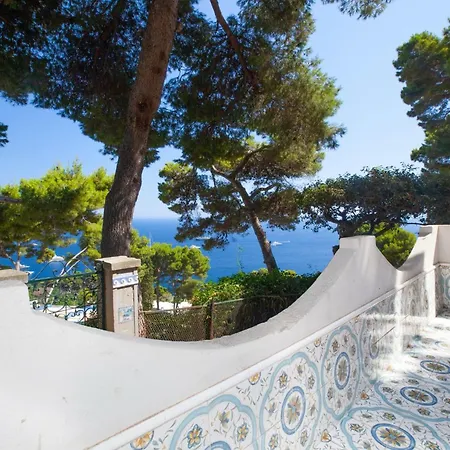 Casa Schiattarella * Capri